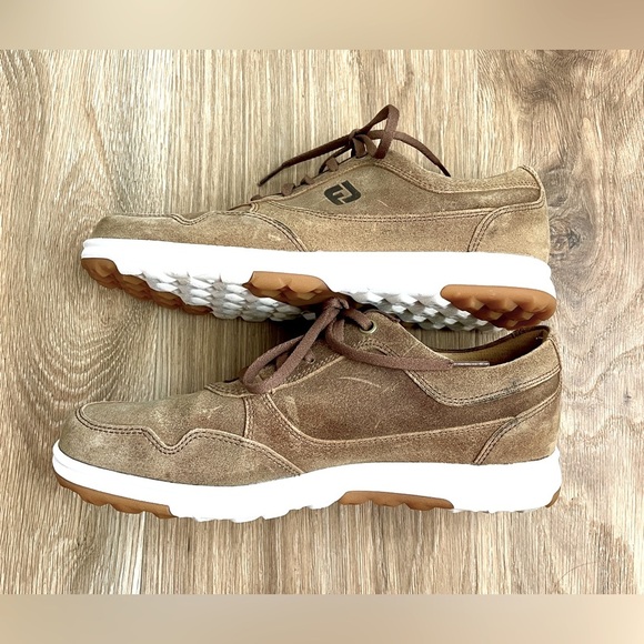 FootJoy FJ Casual Spikeless Golf Shoes Tan Waxed Waterproof Suede Mens 7M EUC - Picture 4 of 5